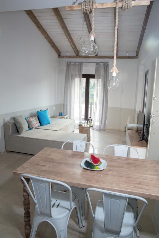 Apartament Oikies High Living Complex Sívota Zewnętrze zdjęcie